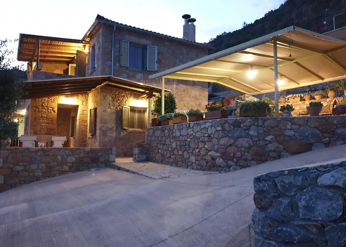 Riza Apartments